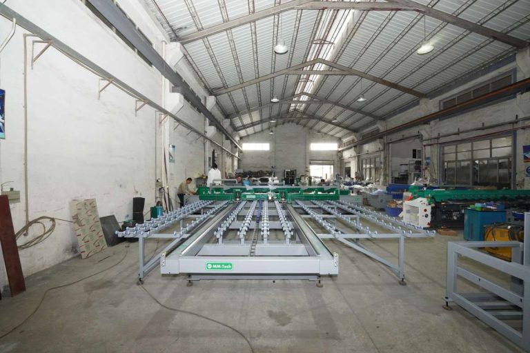 SWT-XL3000 Semi-Automatic Cutting Machine – Precision, Safety, and Reliability for Thermoplastic Cutting