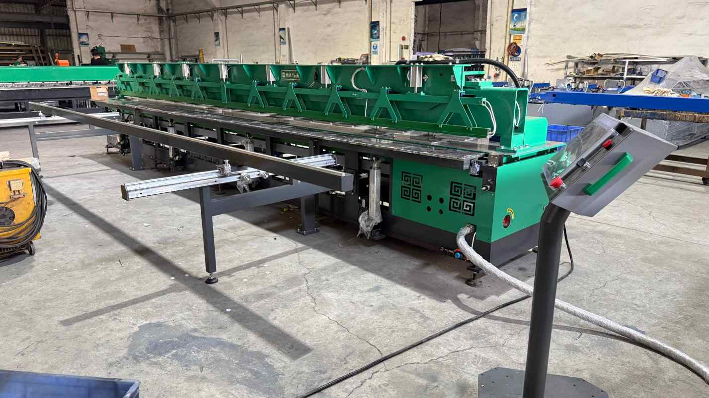 Core Functions of a Plastic Sheet Bending Welding Machine