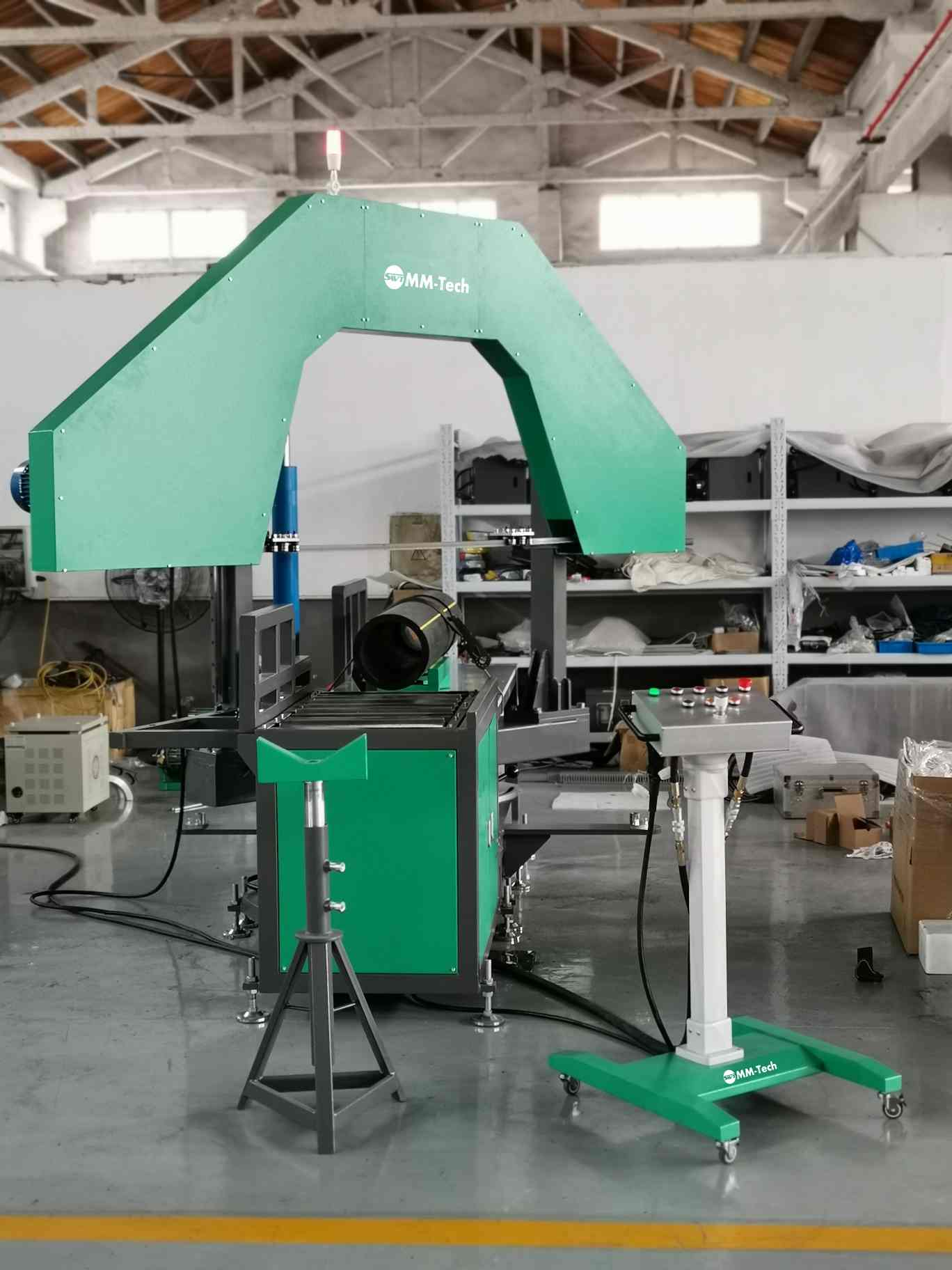Cutting Versatility with Wide-Angle Capability