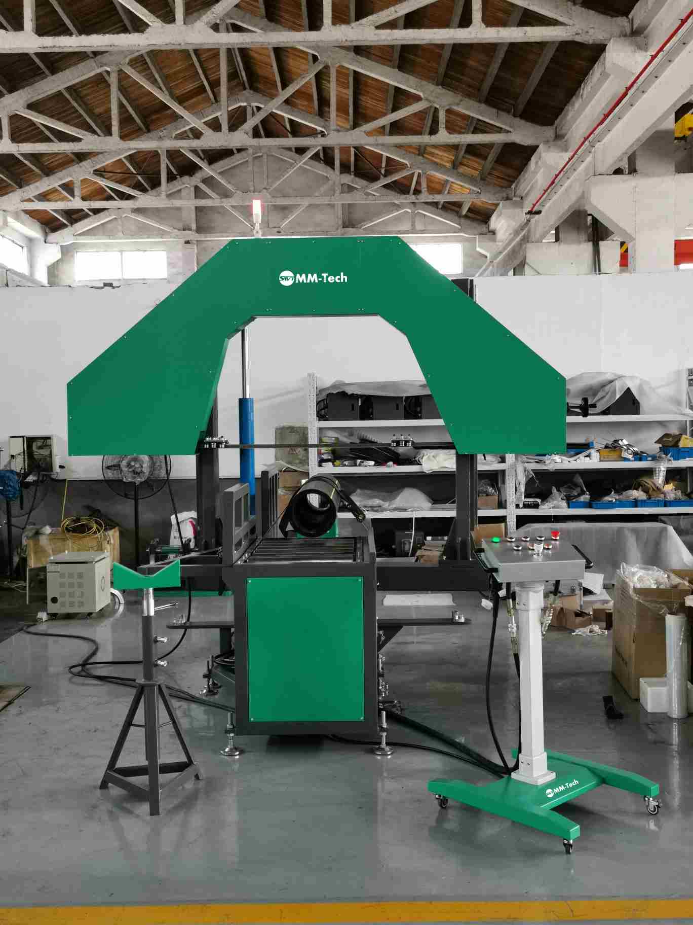 Master Wye Fittings & Large-Diameter HDPE Cutting: The MM-Tech Servo-Driven Multi-Angular Band Saw