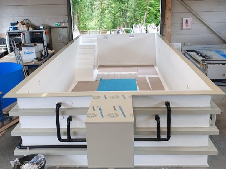 Plastic Swimming Pool